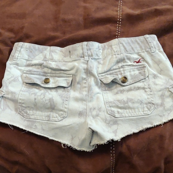 Hollister shorts - Picture 2 of 2